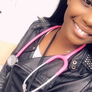 Meet your Posher, Elrie